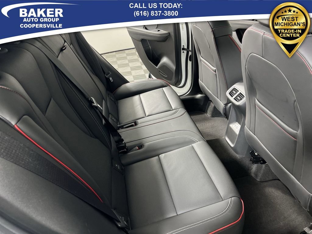 Certified 2023 Buick Envision Essence w/ Sport Touring Package image 27