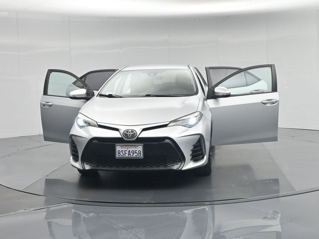 Used 2017 Toyota Corolla SE w/ Carpet Mat Package (TMS) FWD image 31