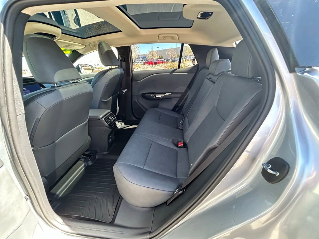 Used 2025 Lexus RZ 450e w/ Technology Package image 27