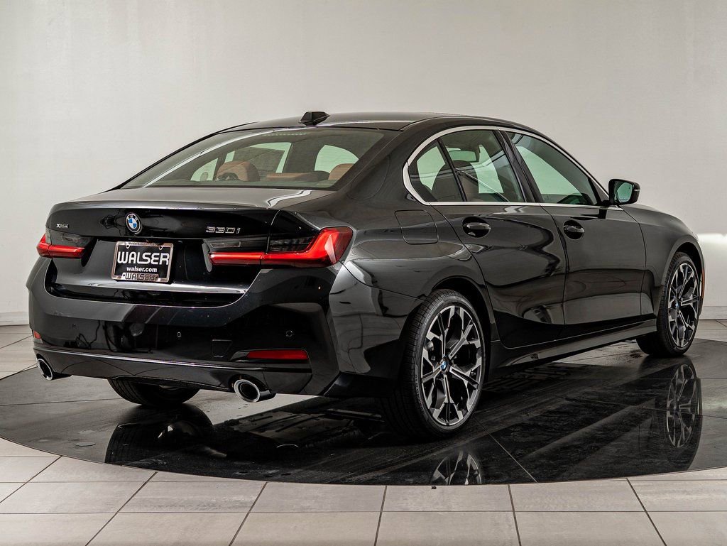 New 2026 BMW 330i xDrive Sedan w/ Premium Package AWD/4WD image 10