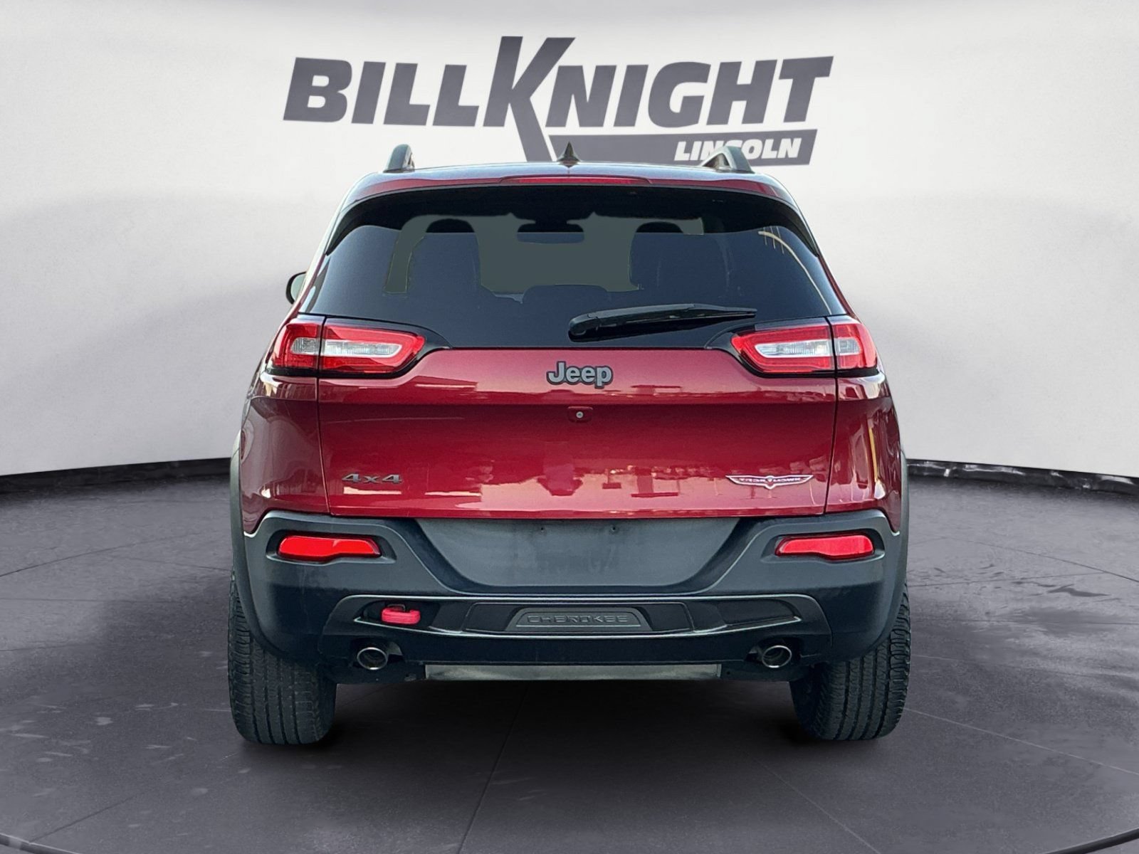 Used 2015 Jeep Cherokee Trailhawk w/ Leather Interior Group AWD/4WD image 4