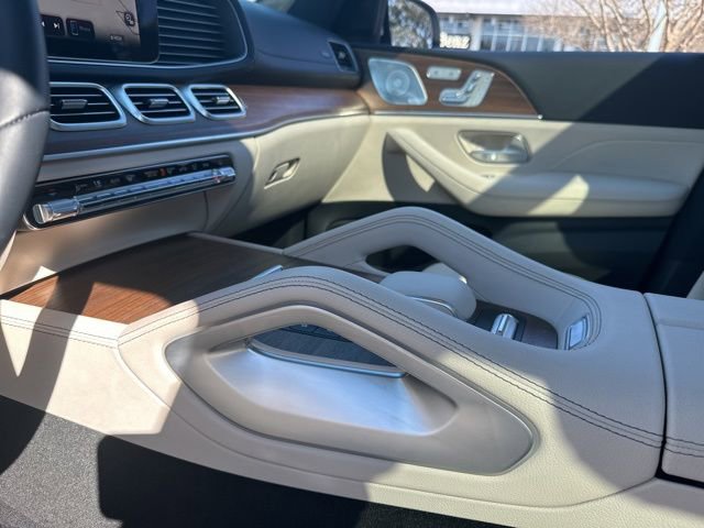 Certified 2025 Mercedes-Benz GLS 450 4MATIC image 20