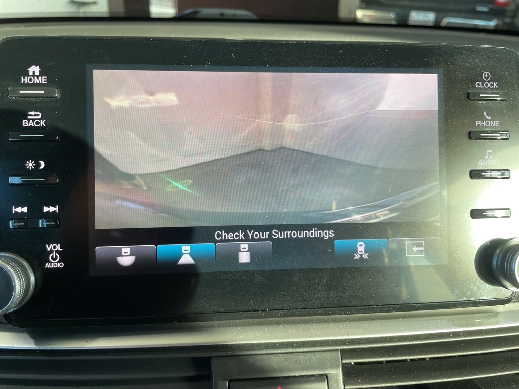 Used 2018 Honda Accord EX image 21