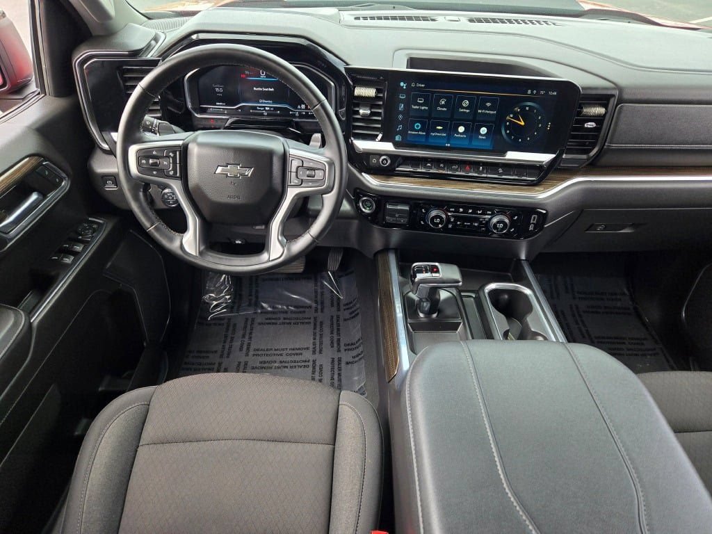 Used 2024 Chevrolet Silverado 1500 LT Trail Boss AWD/4WD image 18
