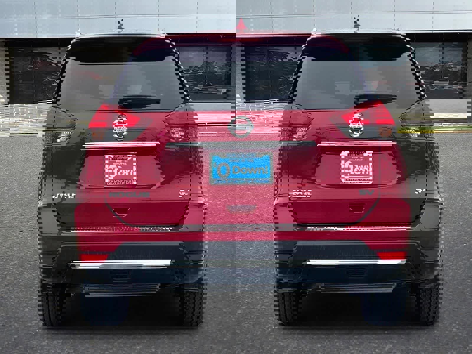 Used 2017 Nissan Rogue SV image 8