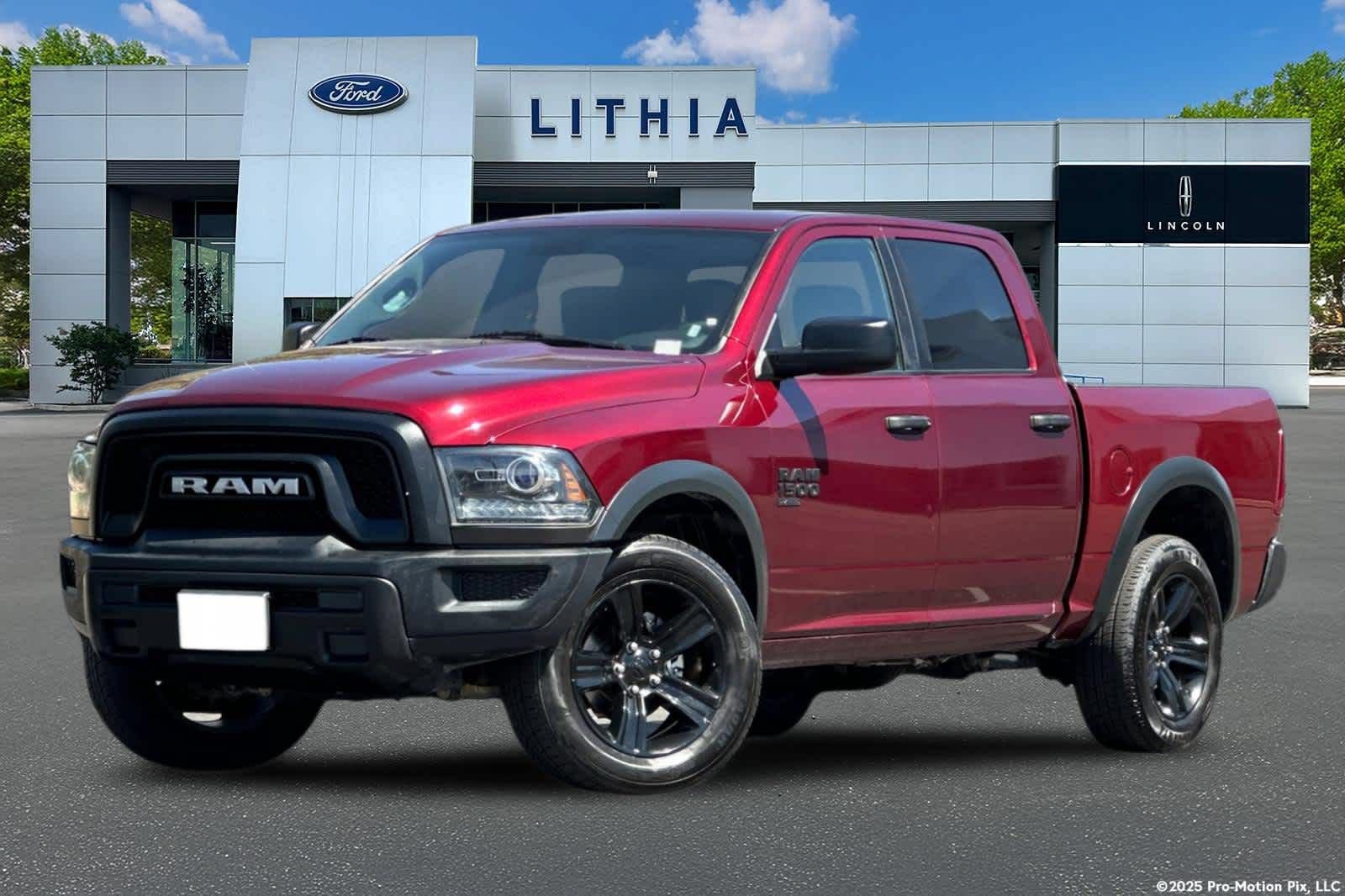 Used 2024 RAM 1500 Warlock AWD/4WD image 1