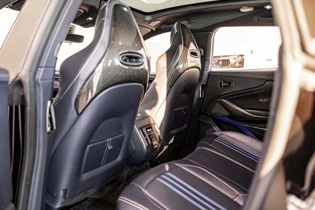 Used 2025 Aston Martin DBX 707 image 36