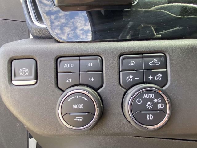 Used 2022 Chevrolet Silverado 1500 High Country w/ Z71 Off-Road Package image 19