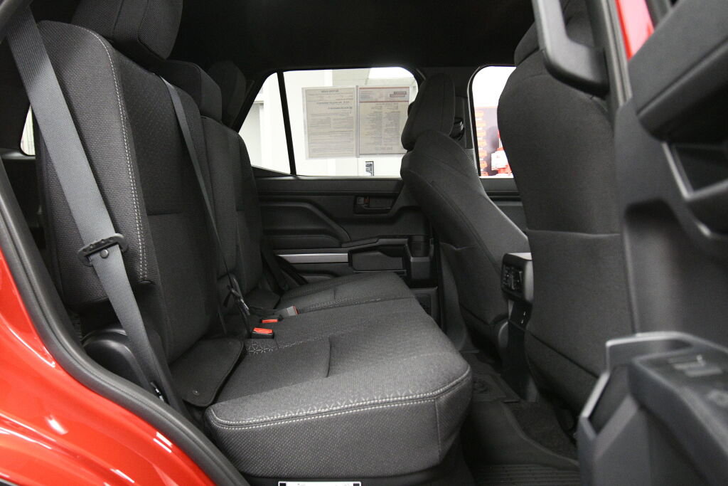 Used 2026 Toyota 4Runner SR5 image 23