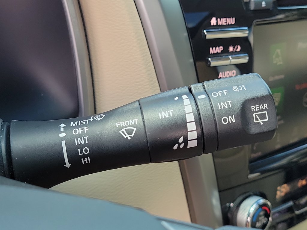 Used 2021 Nissan Murano Platinum w/ Cargo Package FWD image 12