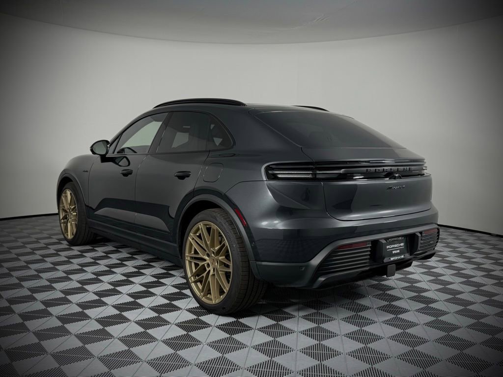 New 2024 Porsche Macan 4 Electric AWD/4WD image 3