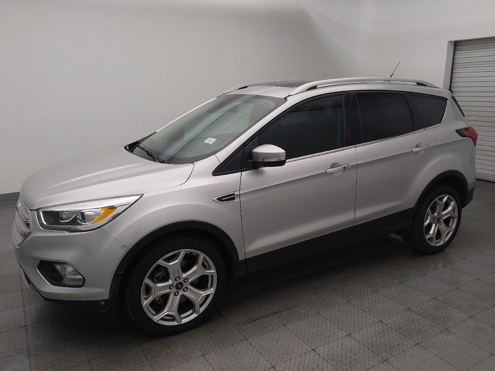 Used 2019 Ford Escape Titanium FWD image 2