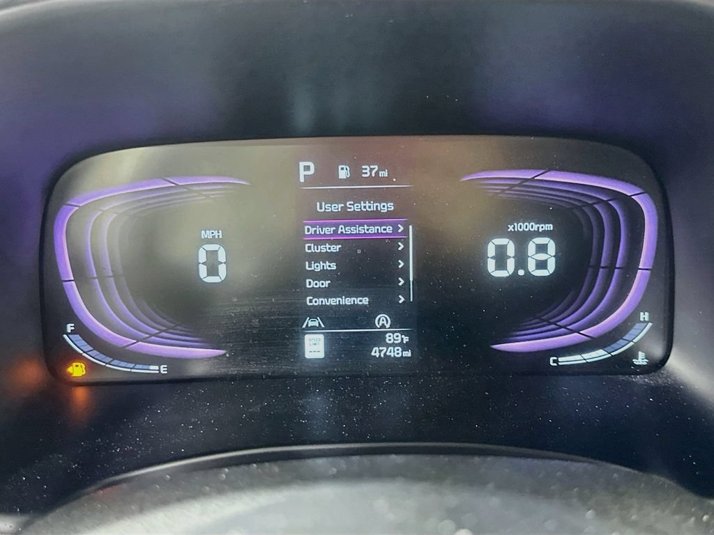 Used 2025 Kia Soul LX w/ LX Technology Package FWD image 23