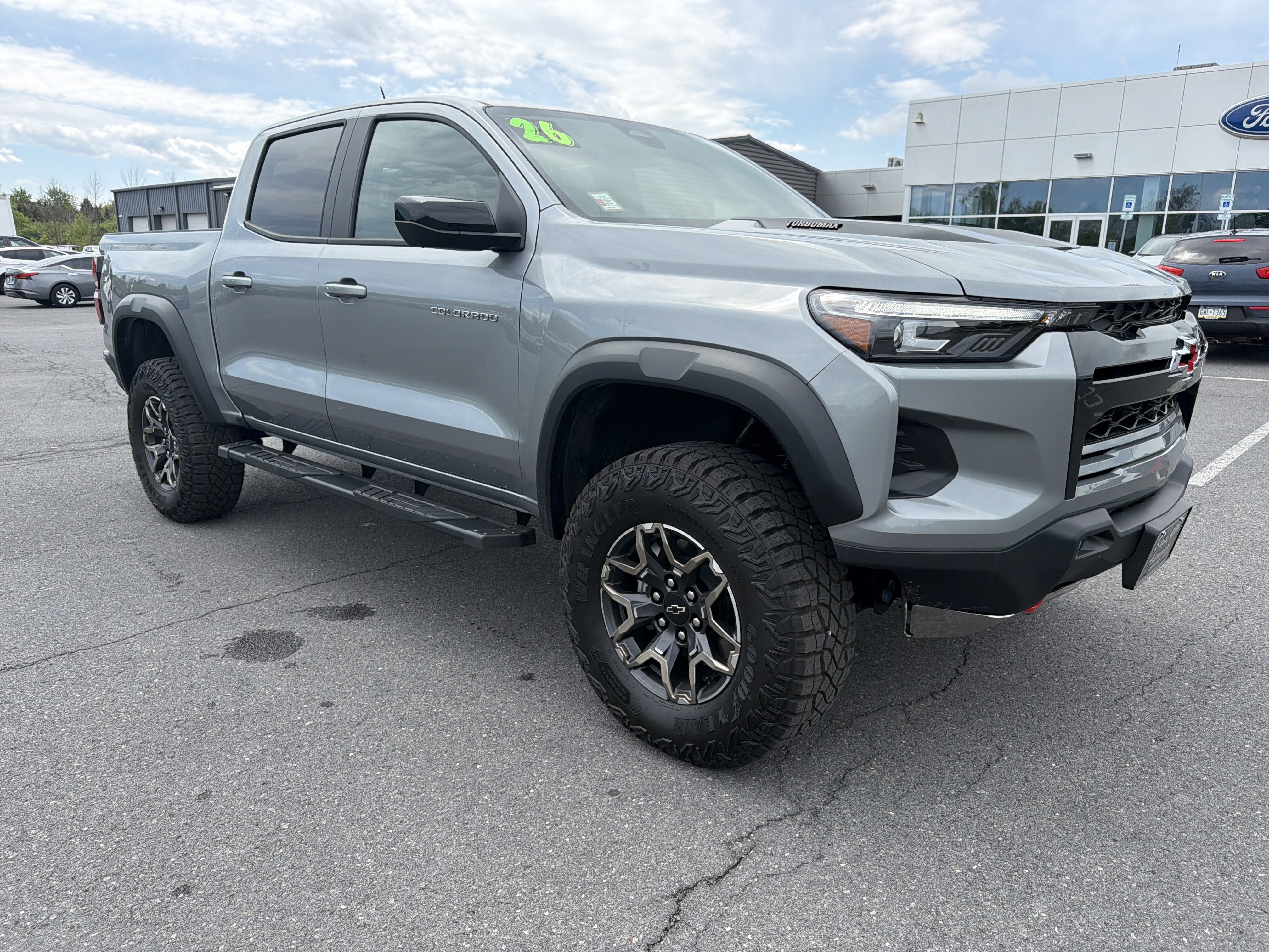 Used 2026 Chevrolet Colorado ZR2 w/ Technology Package