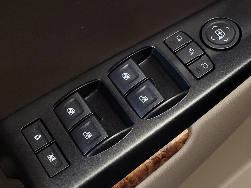 Used 2019 Chevrolet Tahoe Premier RWD image 27