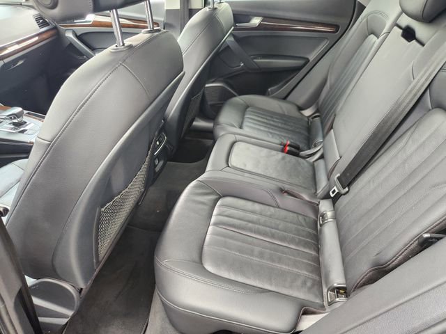 Used 2018 Audi Q5 2.0T Premium Plus w/ Premium Plus Package AWD/4WD image 23