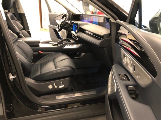 Used 2024 Lincoln Nautilus Reserve w/ Equipment Group 203A image 39