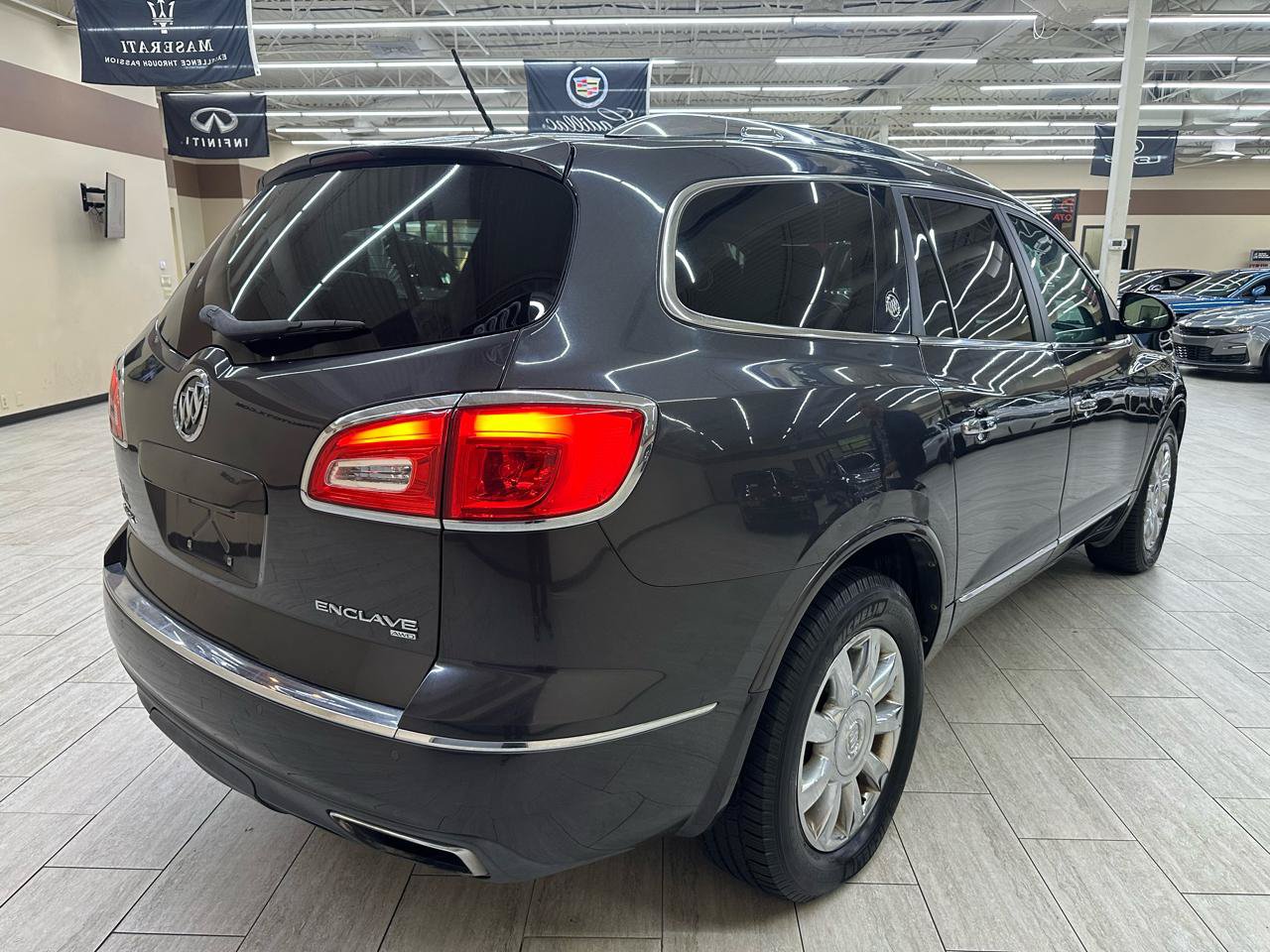 Used 2015 Buick Enclave Leather AWD/4WD image 7