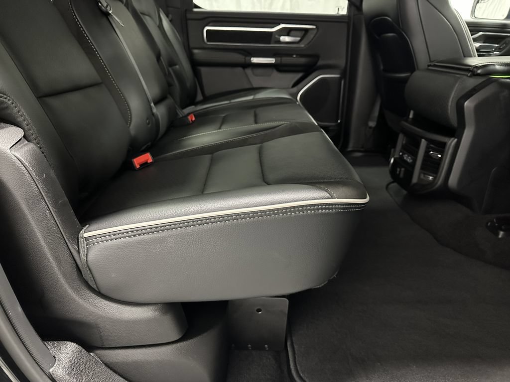 Used 2025 RAM 1500 Laramie AWD/4WD image 47