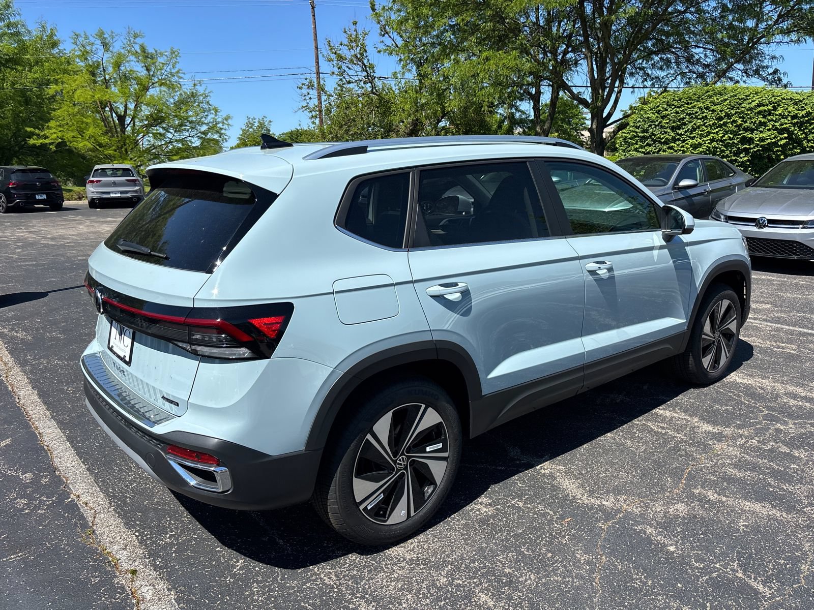 New 2026 Volkswagen Taos SE AWD/4WD image 5
