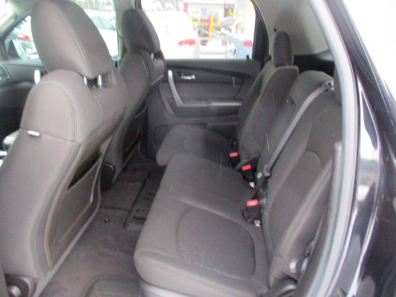 Used 2010 GMC Acadia SL FWD image 10