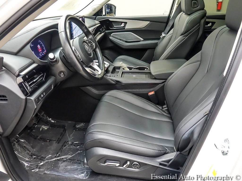 Used 2025 Acura MDX SH-AWD image 9