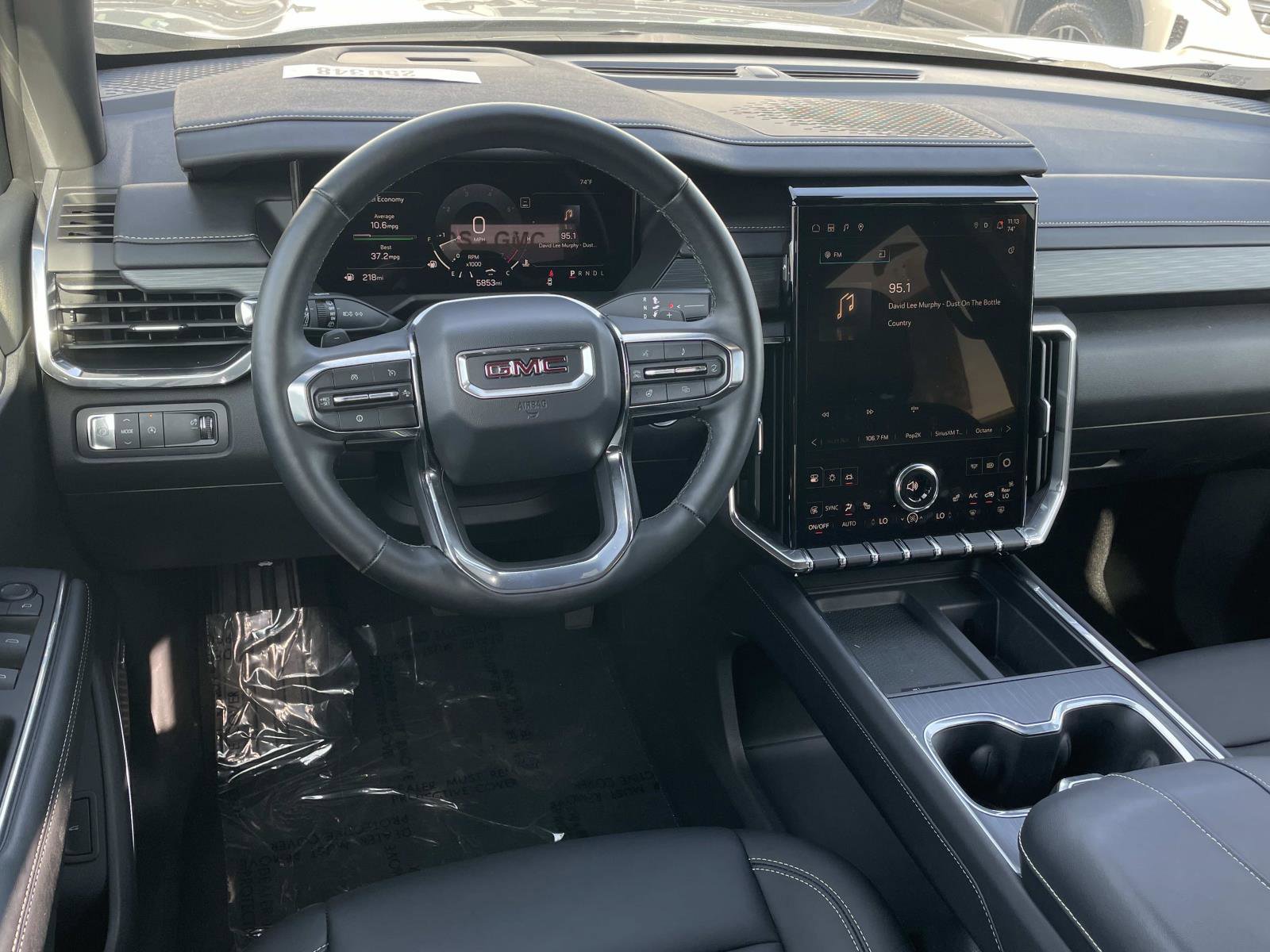 Used 2025 GMC Acadia Elevation w/ Elevation Premium Package image 9