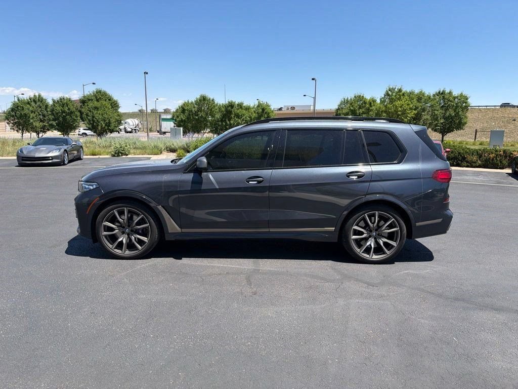 Used 2021 BMW X7 M50i w/ Executive Package AWD/4WD image 2