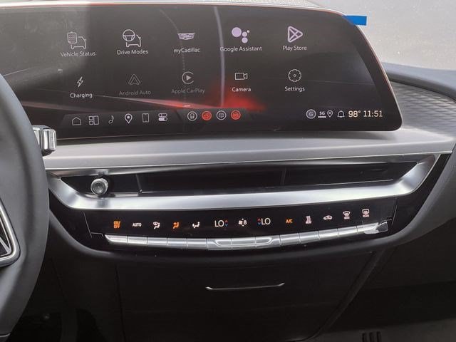 New 2026 Cadillac Lyriq V w/ LPO, Floor Liner Package AWD/4WD image 39