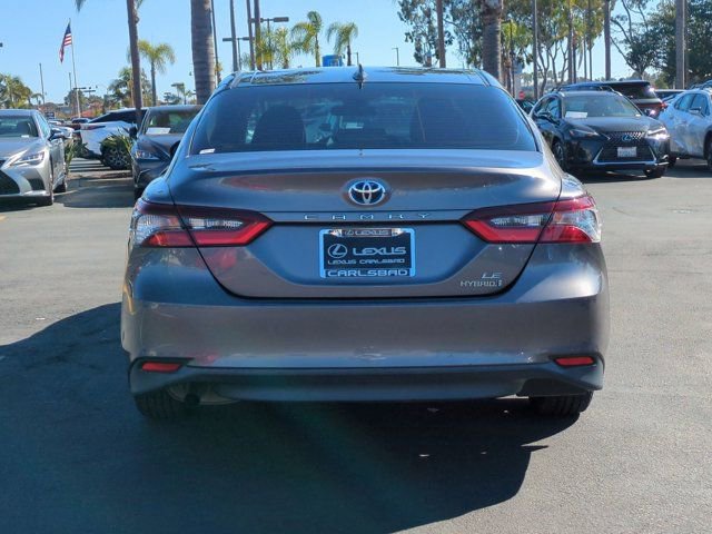 Used 2022 Toyota Camry LE image 7