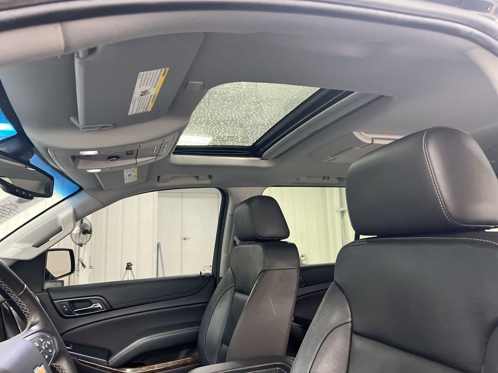 Used 2018 Chevrolet Suburban LT AWD/4WD image 20