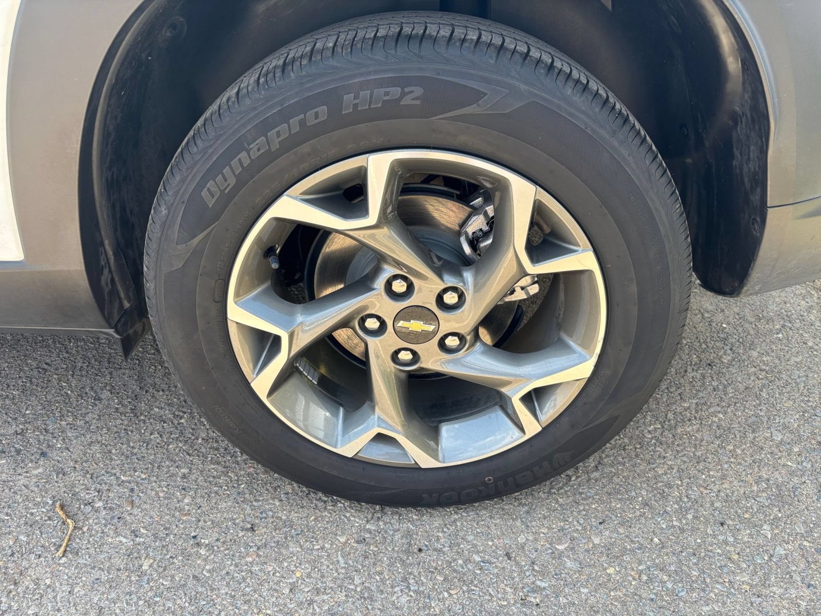 Used 2025 Chevrolet Trax LT FWD image 28