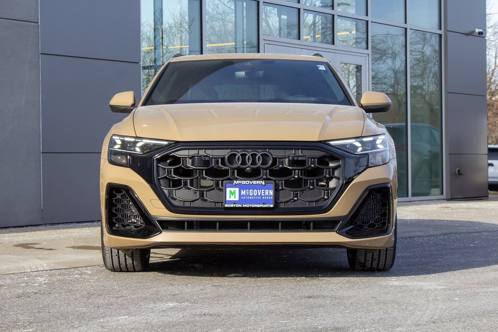 Used 2025 Audi Q8 Prestige image 2