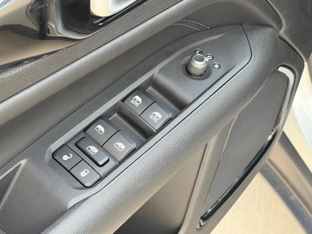 New 2026 Jeep Compass Latitude AWD/4WD image 20