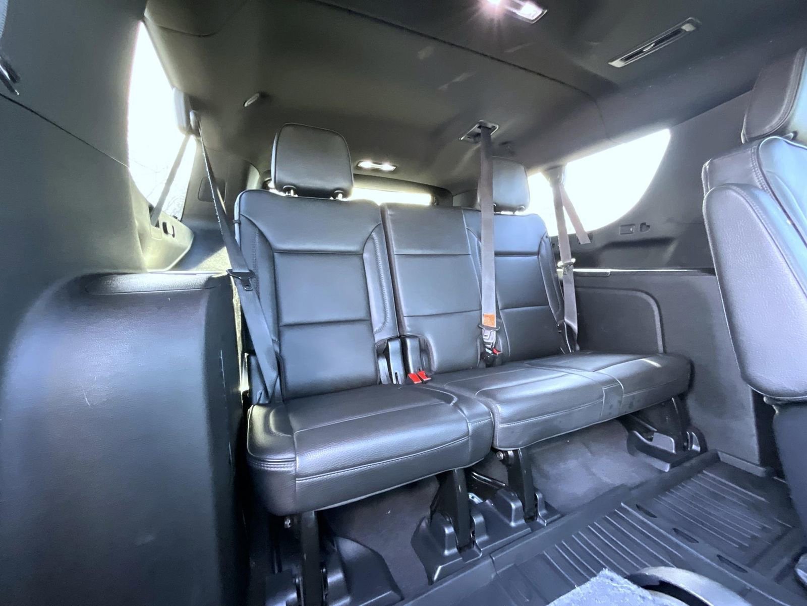 Used 2021 GMC Yukon XL Denali w/ Denali Premium Package image 20