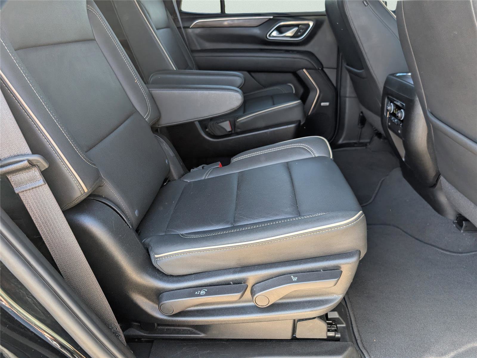 Used 2024 Chevrolet Tahoe Premier image 22