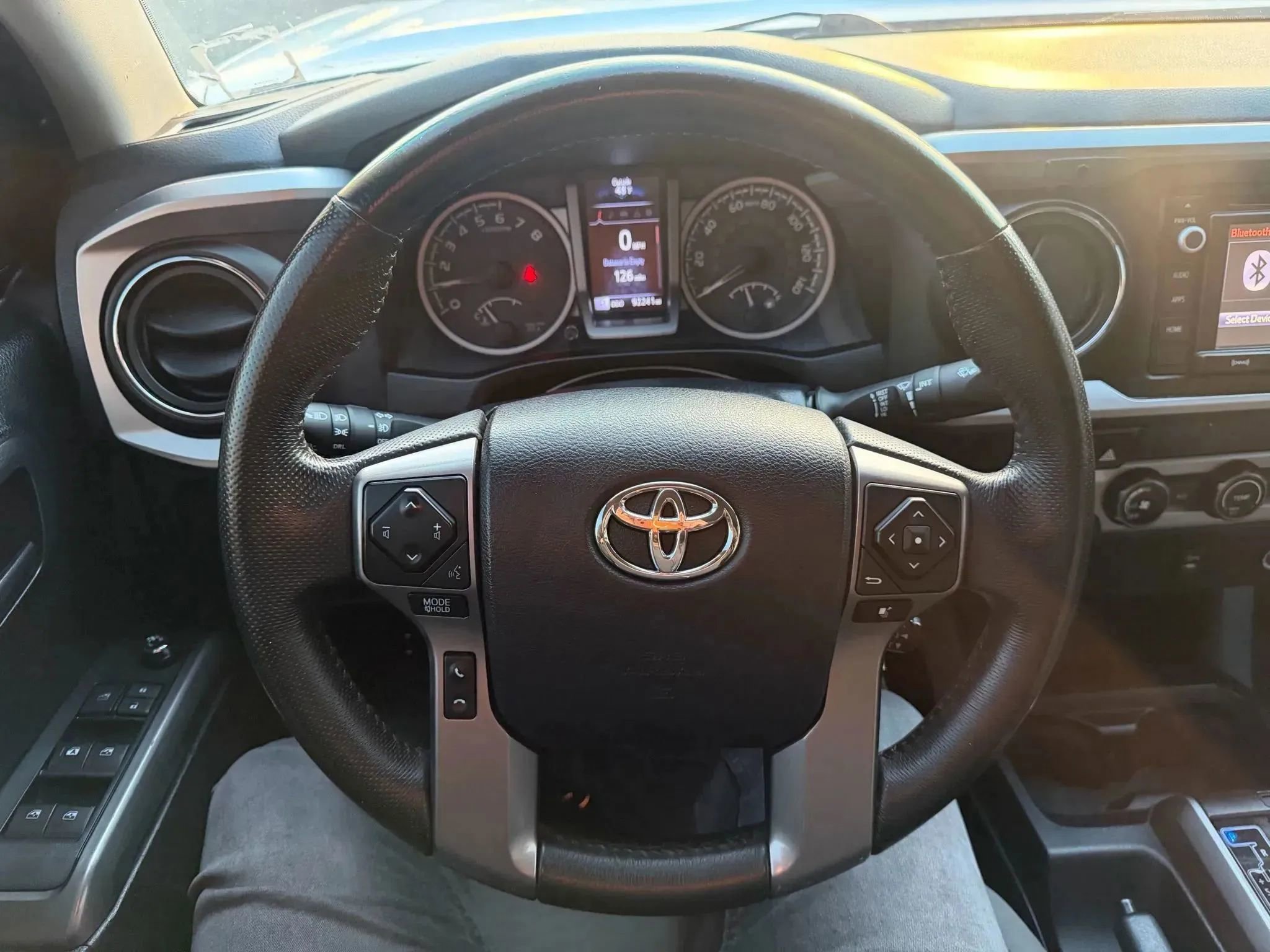 Used 2017 Toyota Tacoma SR5 w/ Tow Package image 19