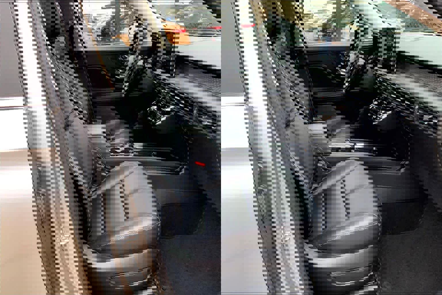 Used 2024 Lincoln Corsair FWD image 9