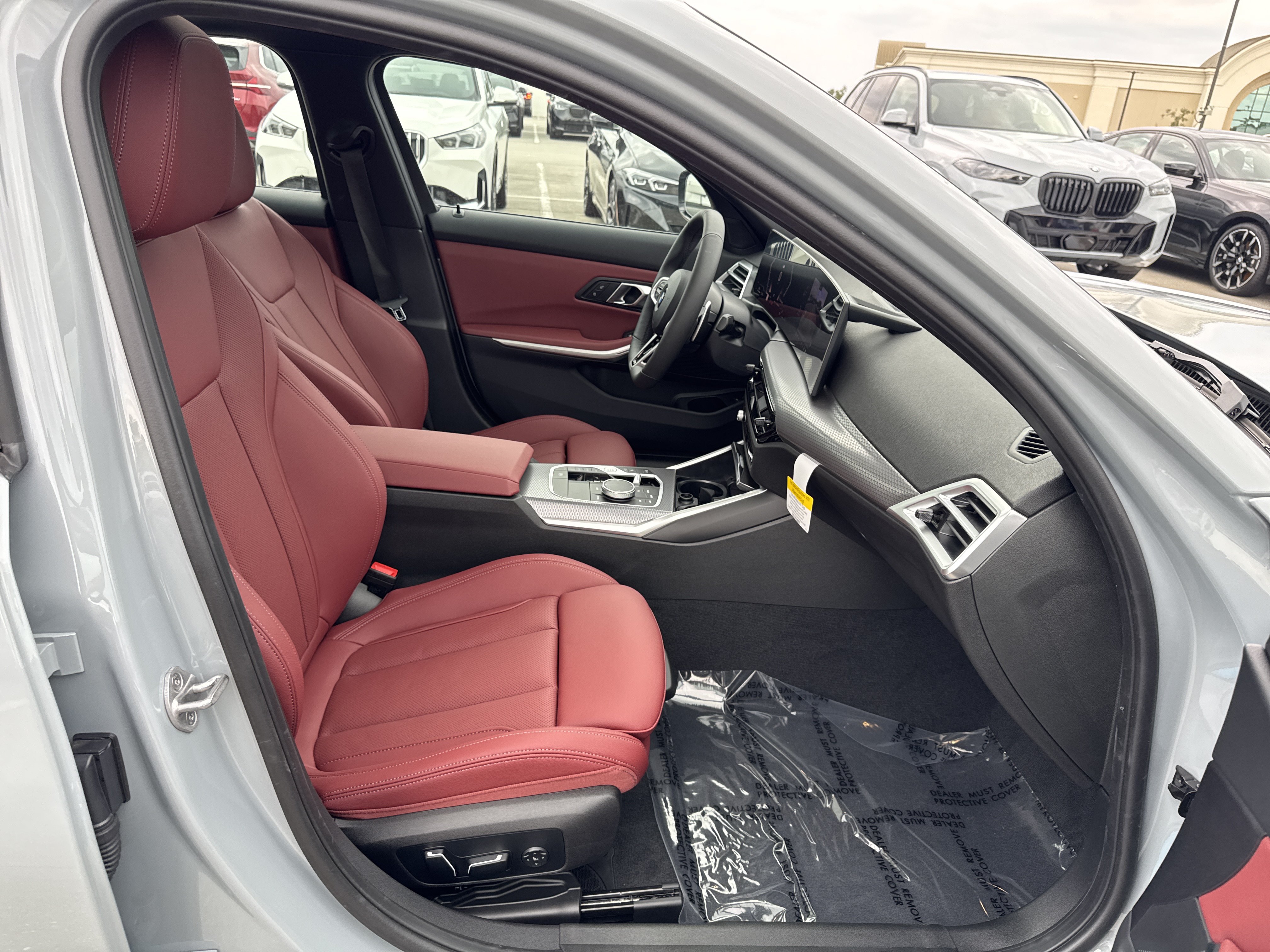 New 2026 BMW 330i Sedan w/ M Sport Package RWD image 9