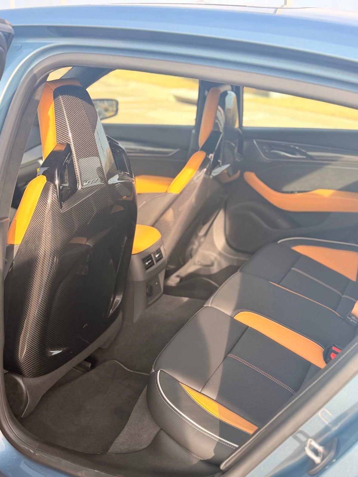 Certified 2023 Cadillac CT5 V Blackwing w/ LPO, Bronce Accent Package image 8