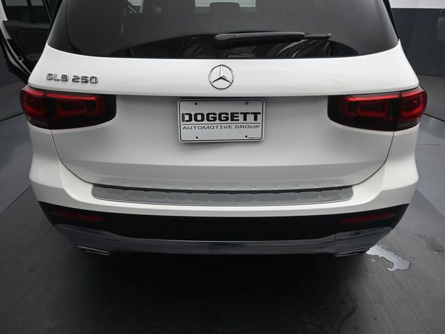 Used 2020 Mercedes-Benz GLB 250 image 16