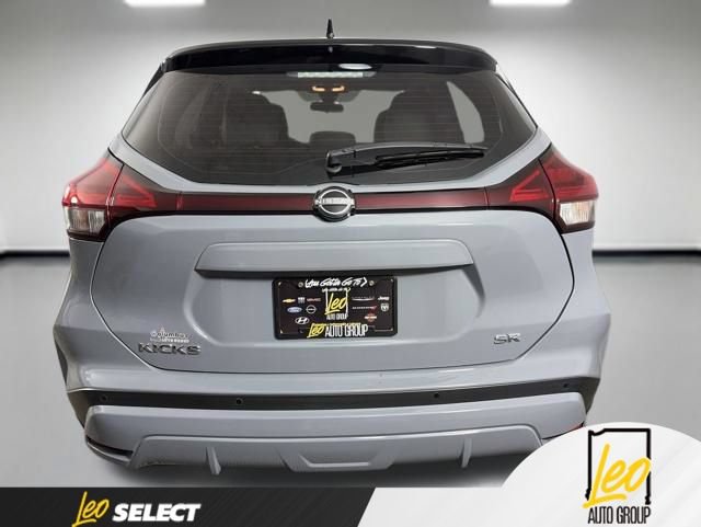 Used 2023 Nissan Kicks SR w/ SR Premium Package FWD image 6
