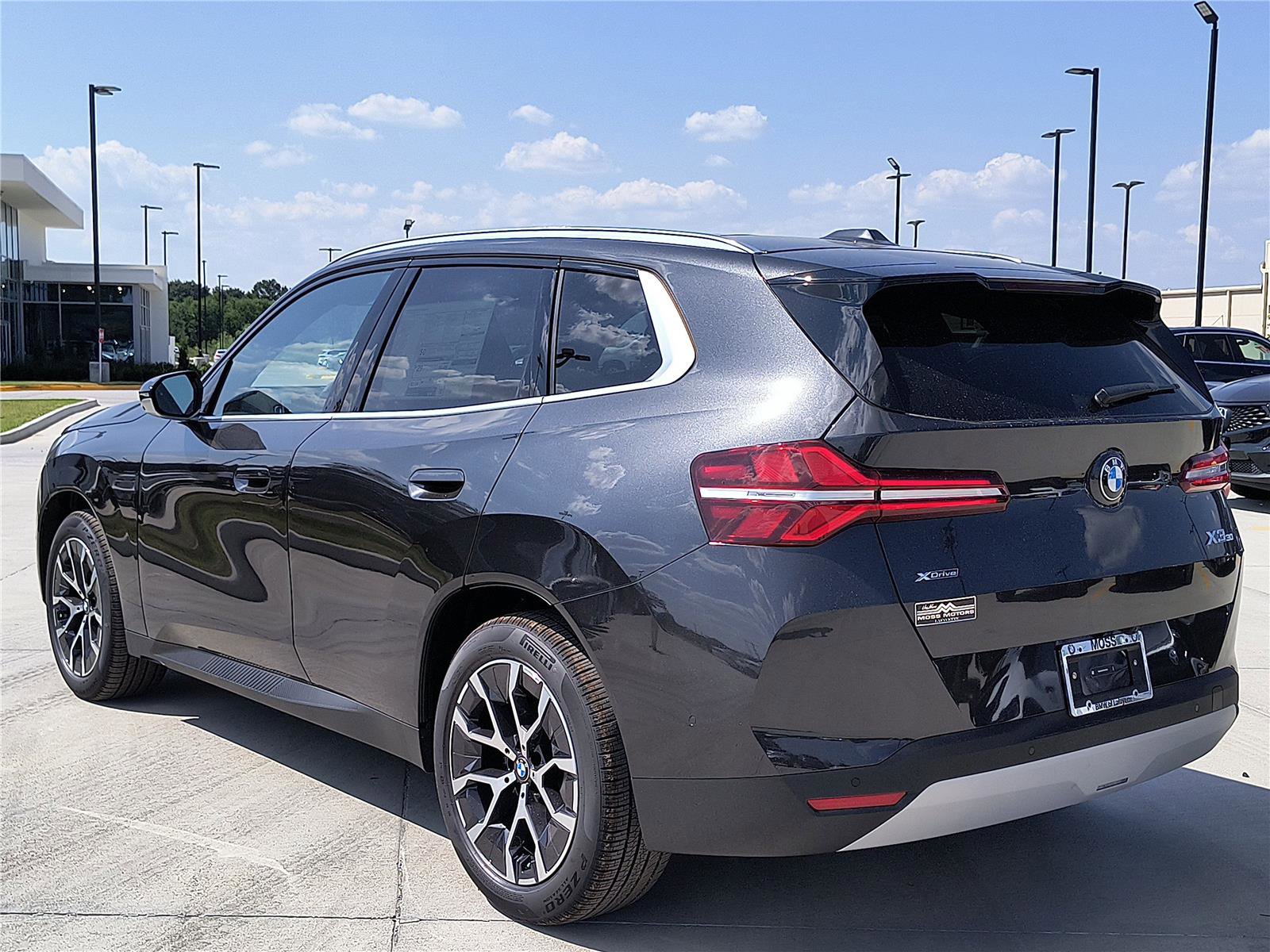 New 2026 BMW X3 xDrive30 w/ Premium Package image 3
