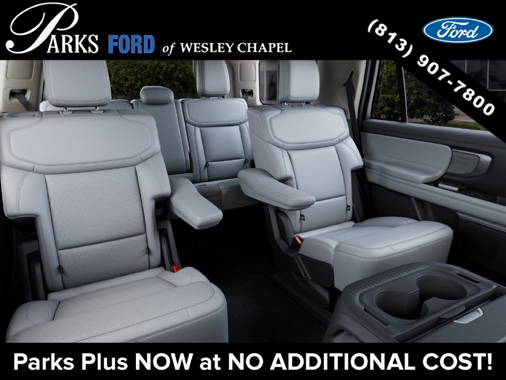 New 2027 Ford Expedition Platinum w/ Driver's Package RWD image 11