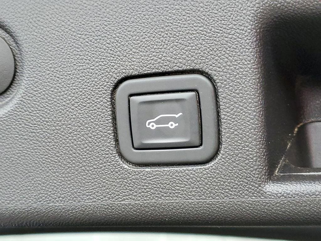 Certified 2023 Chevrolet Equinox RS image 31