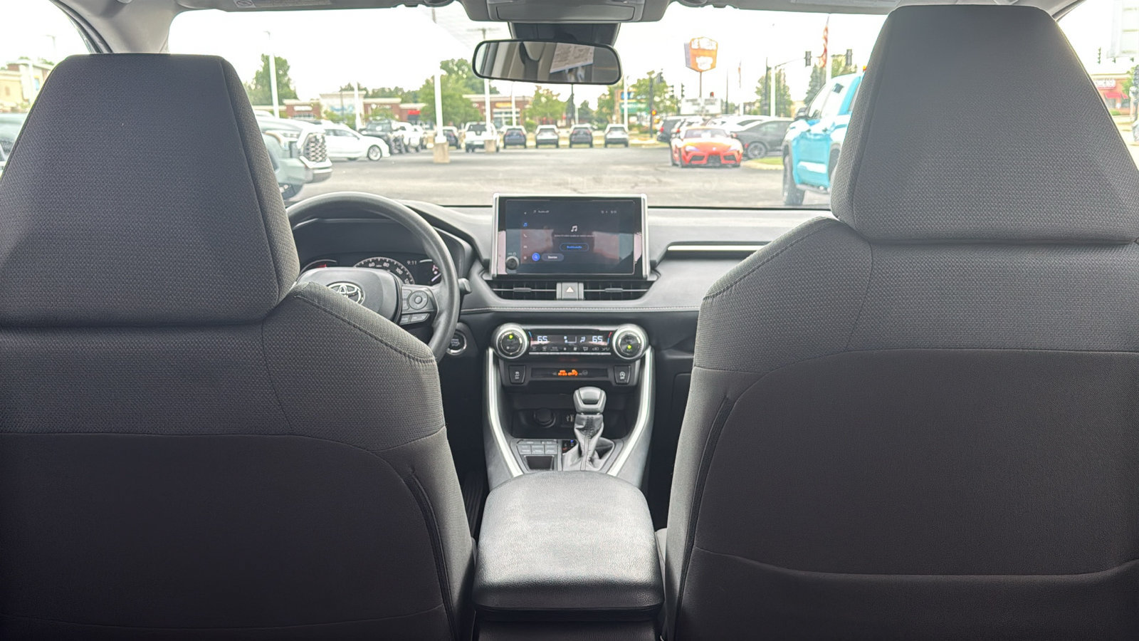 Certified 2025 Toyota RAV4 XLE AWD/4WD image 25