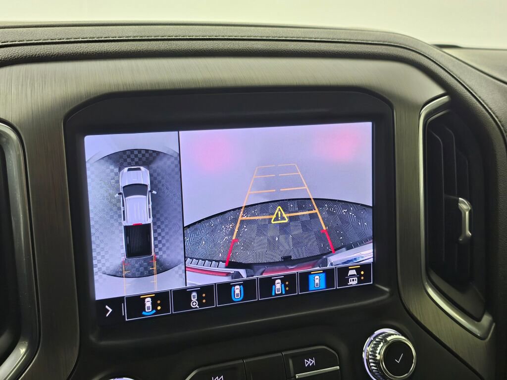 Used 2022 GMC Sierra 3500 Denali w/ Denali Ultimate Package AWD/4WD image 31