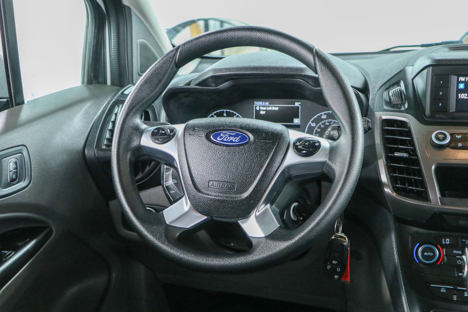 Used 2020 Ford Transit Connect XL FWD image 12