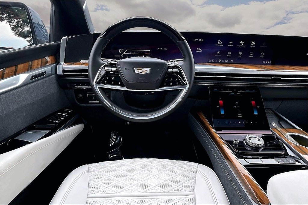 Certified 2025 Cadillac Escalade Sport Platinum AWD/4WD image 8