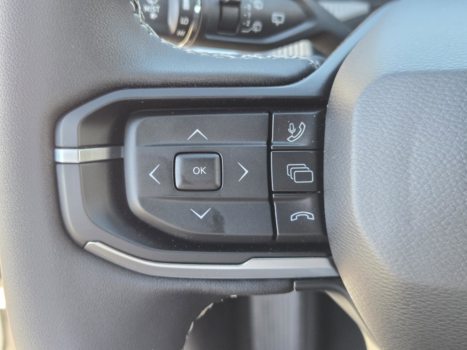New 2026 Jeep Cherokee Limited AWD/4WD image 18